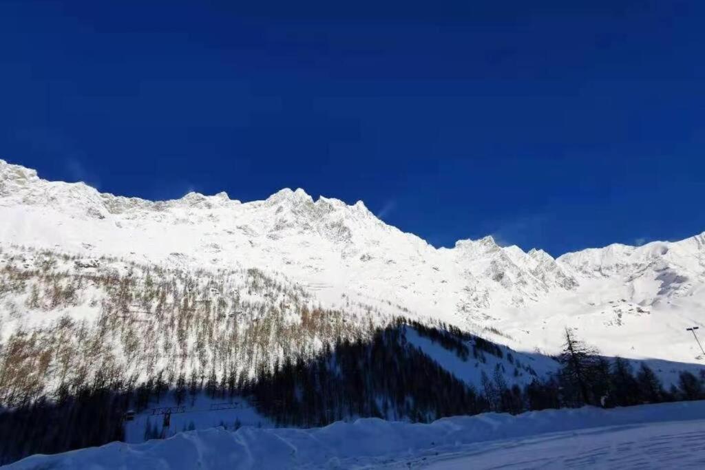 Homey Apartment In The Heart Of Cervinia Breuil-Cervinia Exterior foto
